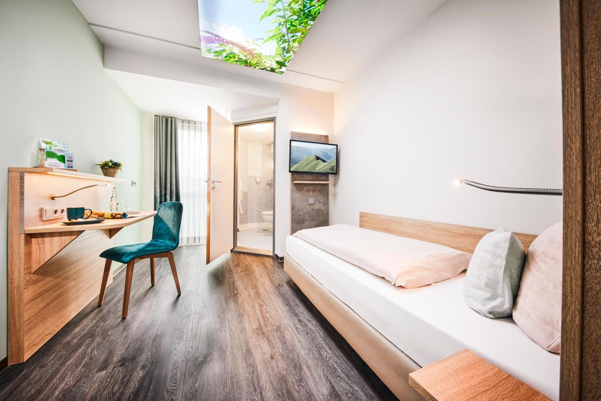 Single Room,1676732175:JPEG