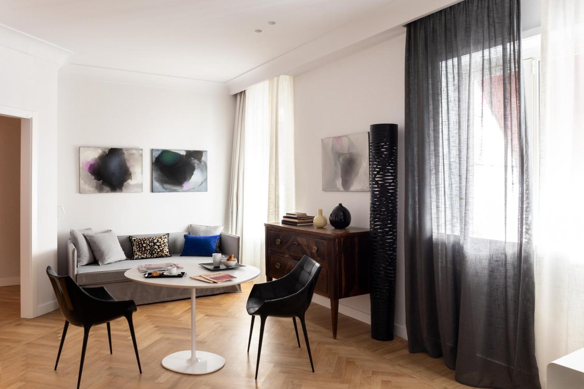 Junior Suite,1676732582:JPEG