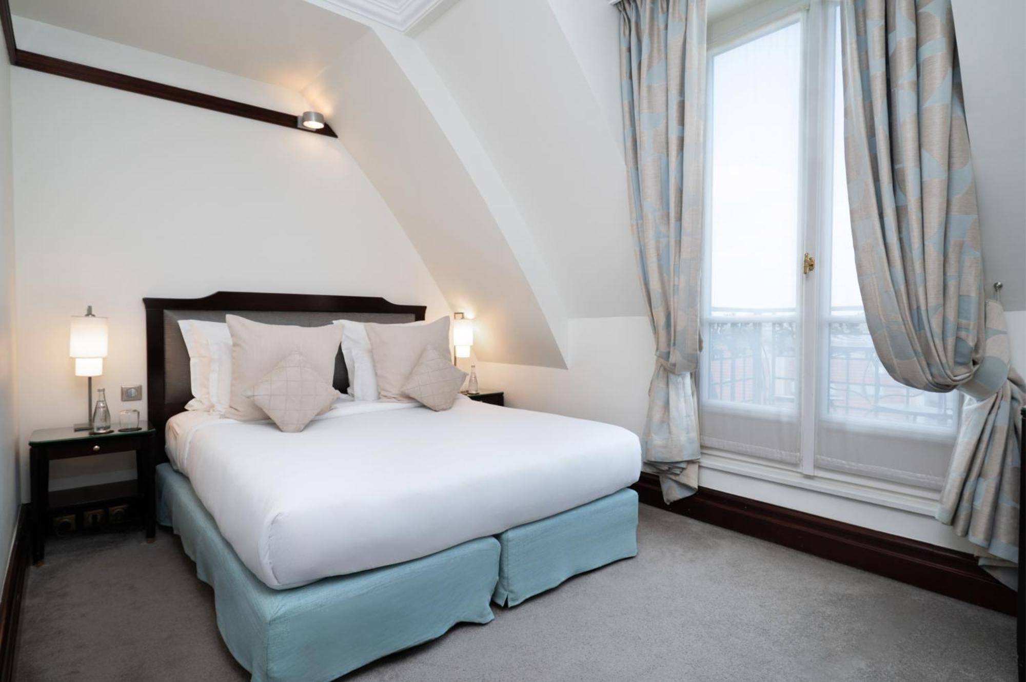 Deluxe Room Eiffel