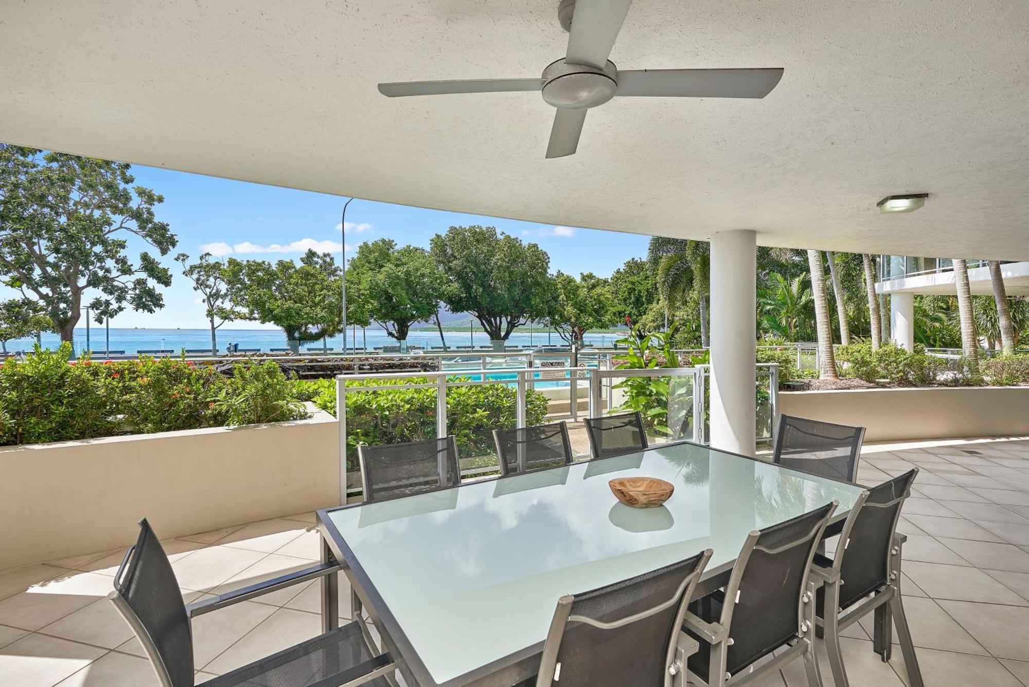 Three Bedroom Apartment Pool Access Penthouse