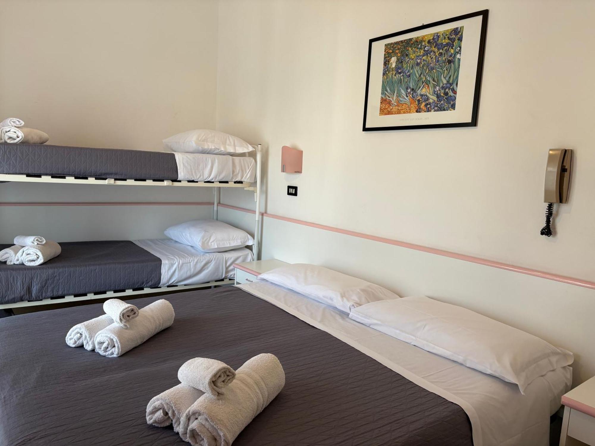 Classic Quadruple Room