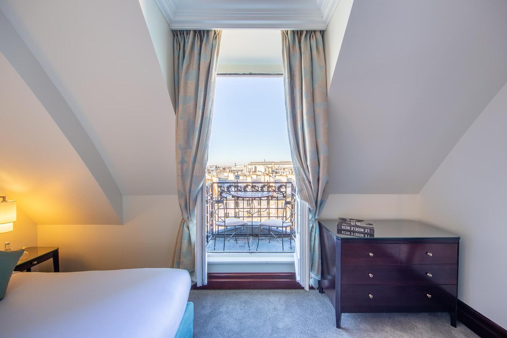 Deluxe Room Eiffel