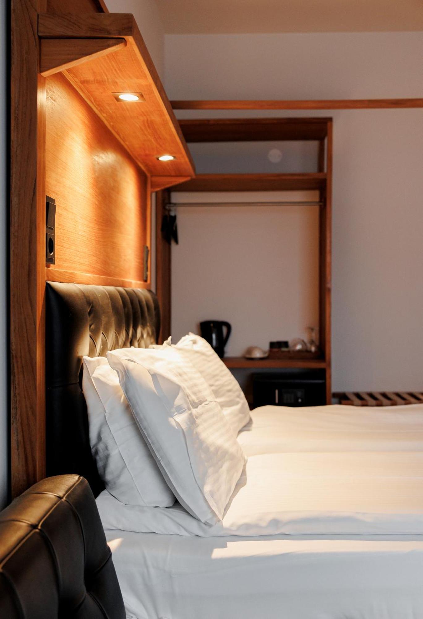 Superior Double Room,1550748565:JPEG