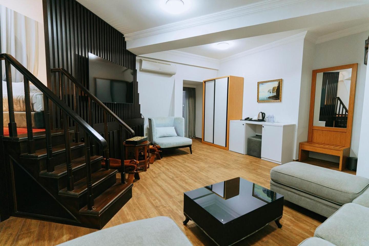 Duplex Suite,1689858468:JPEG