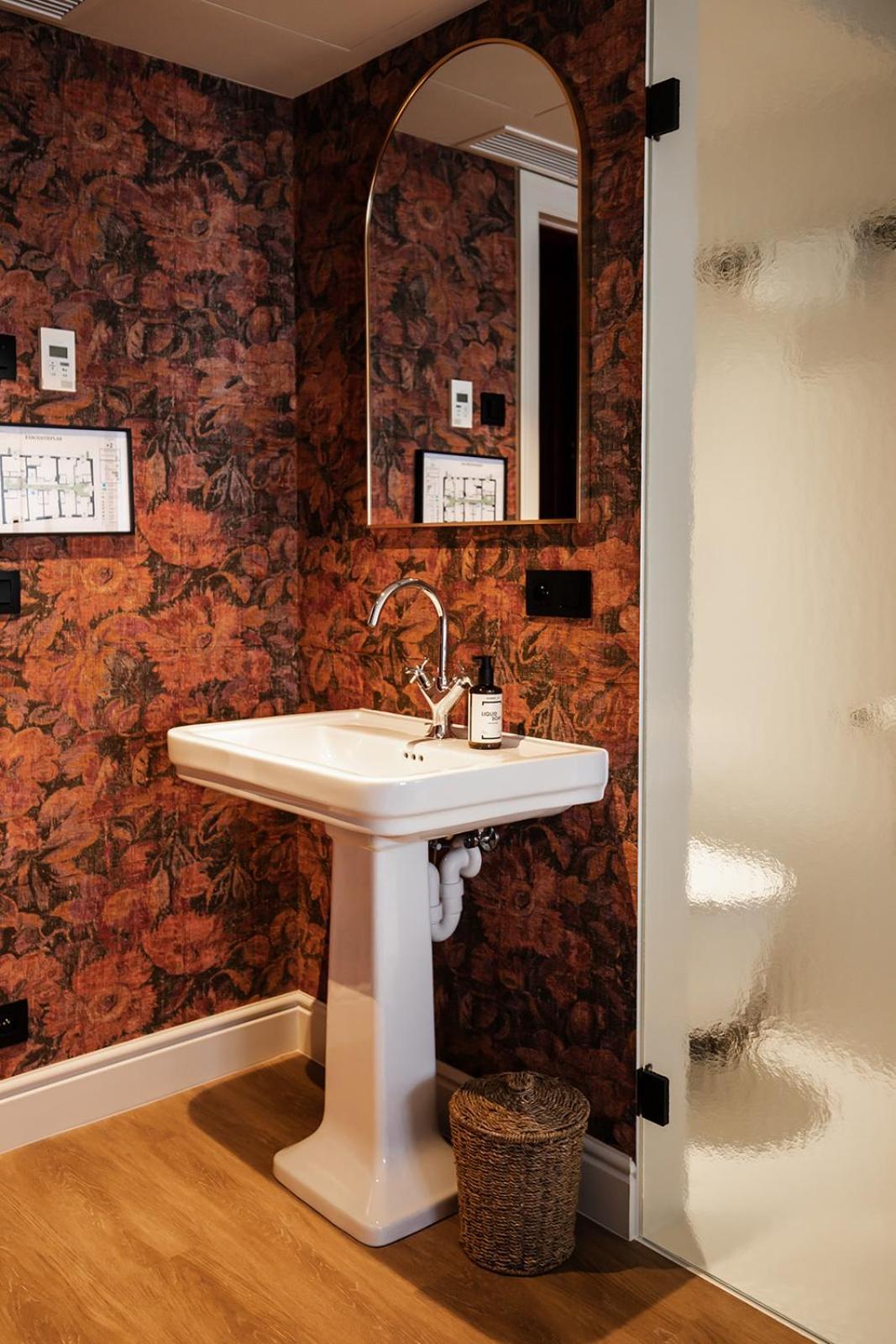 Single Room Private Bathroom,1697782163:JPEG