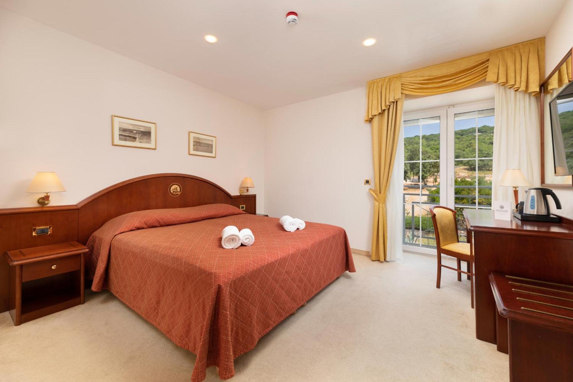 Double Room Park Side