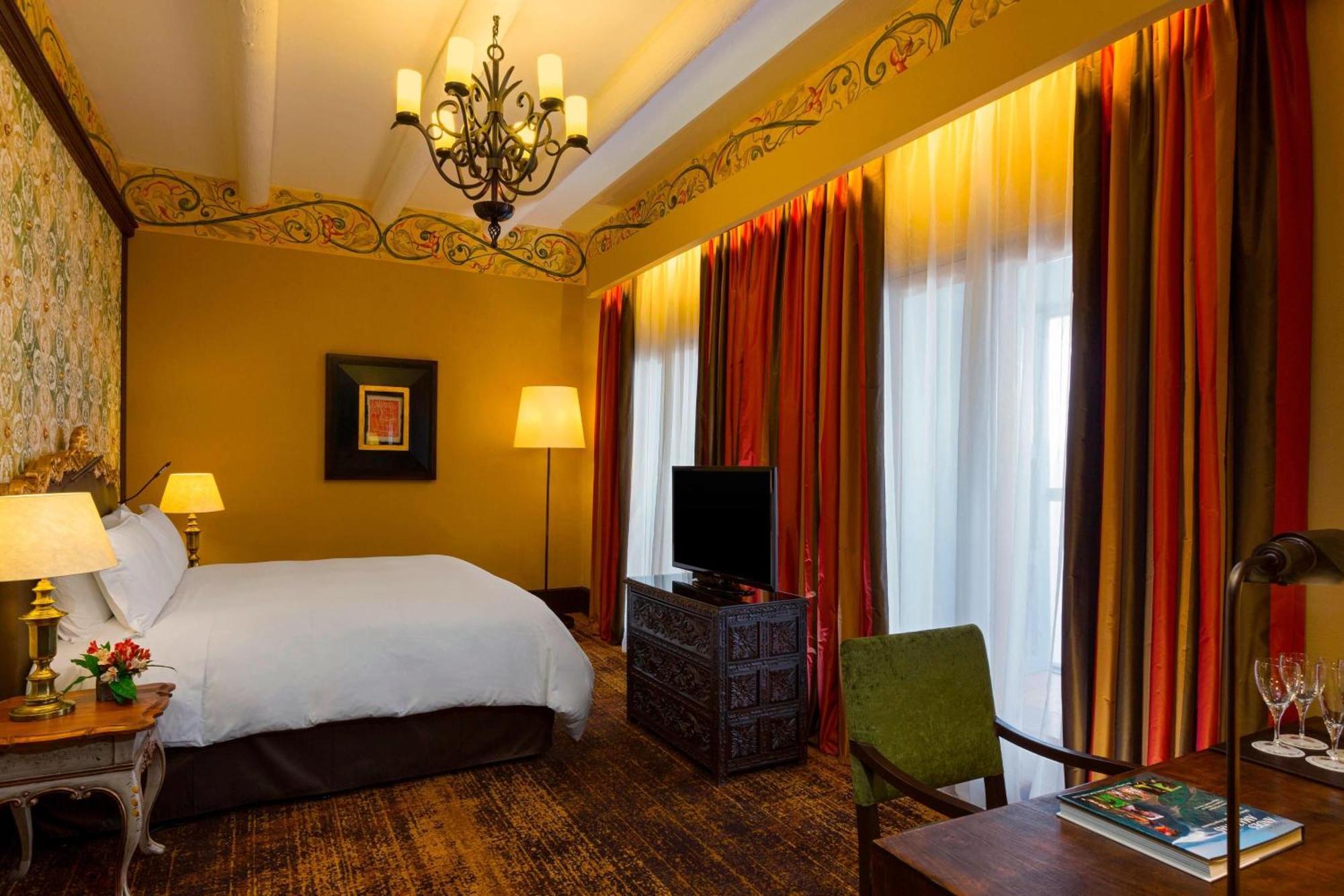 Imperial Junior Suite 1 King