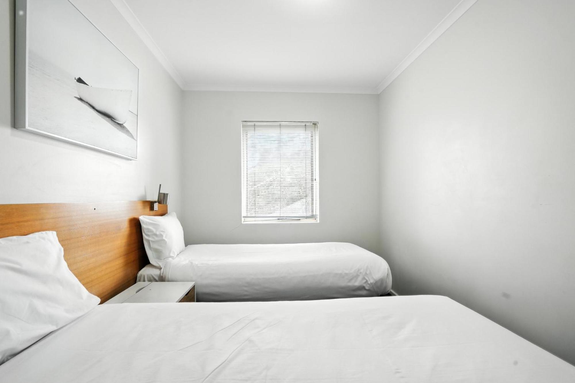 Two-Bedroom Apartment Upstairs Internal Staircase includes Wifi