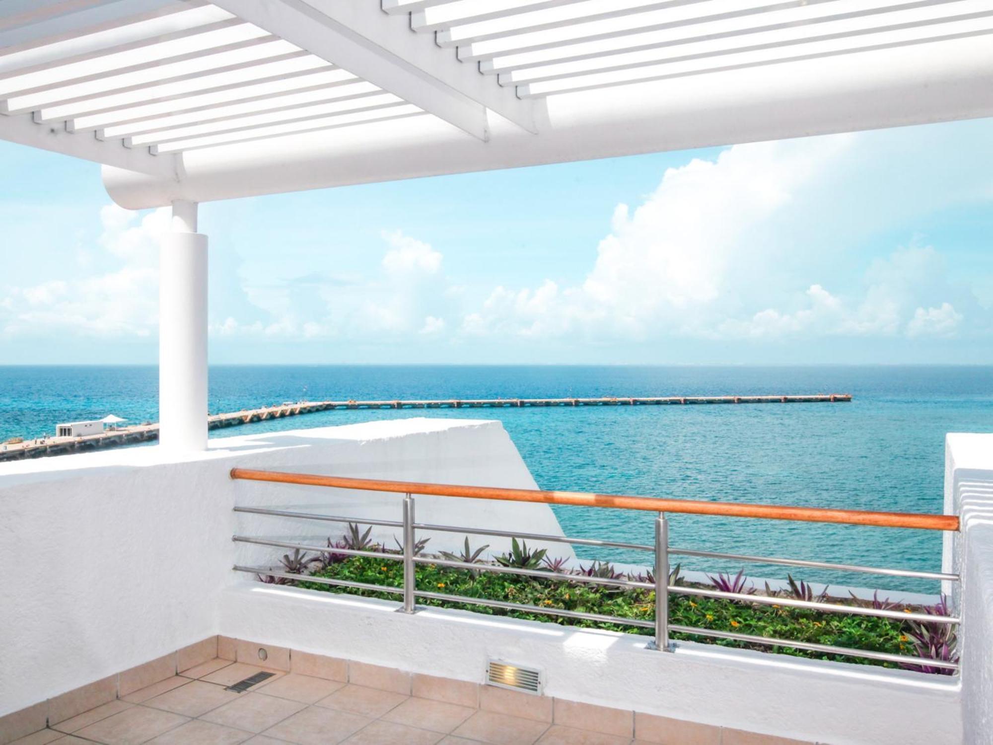 Deluxe Room Ocean View