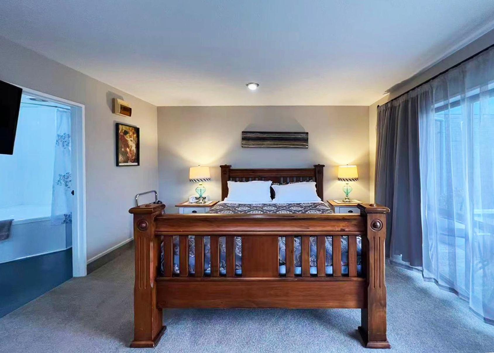 Superior Double Spa Studio