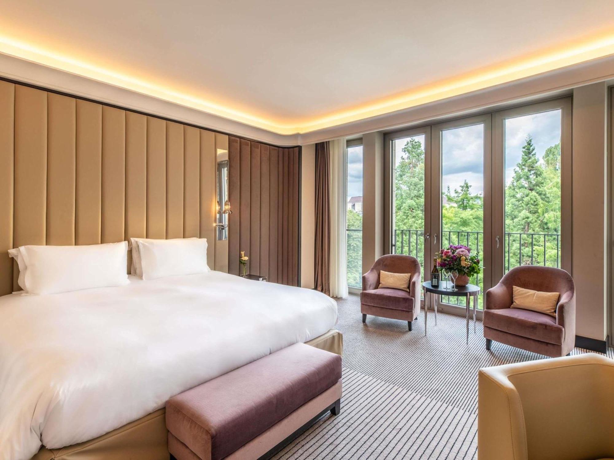 Luxury King Room,1717118146:JPEG
