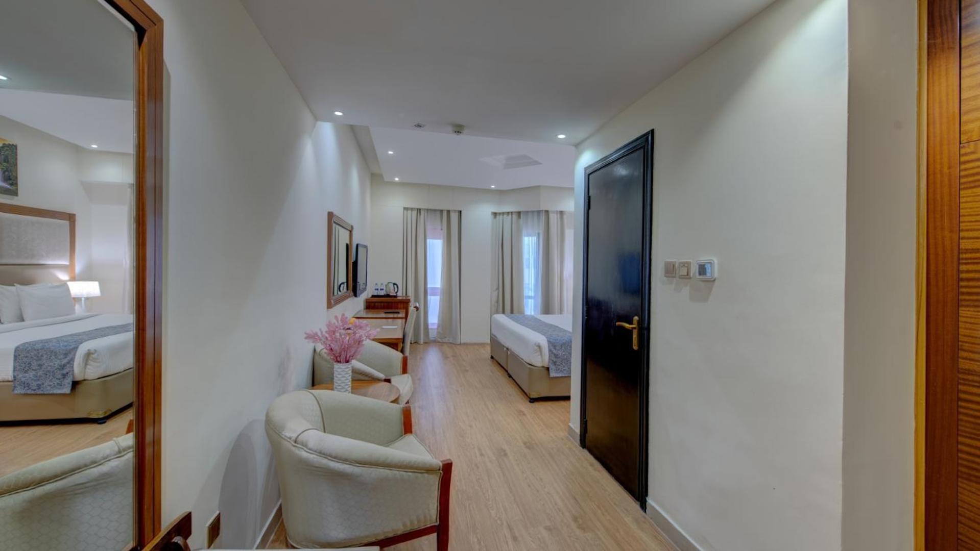 Deluxe King Room
