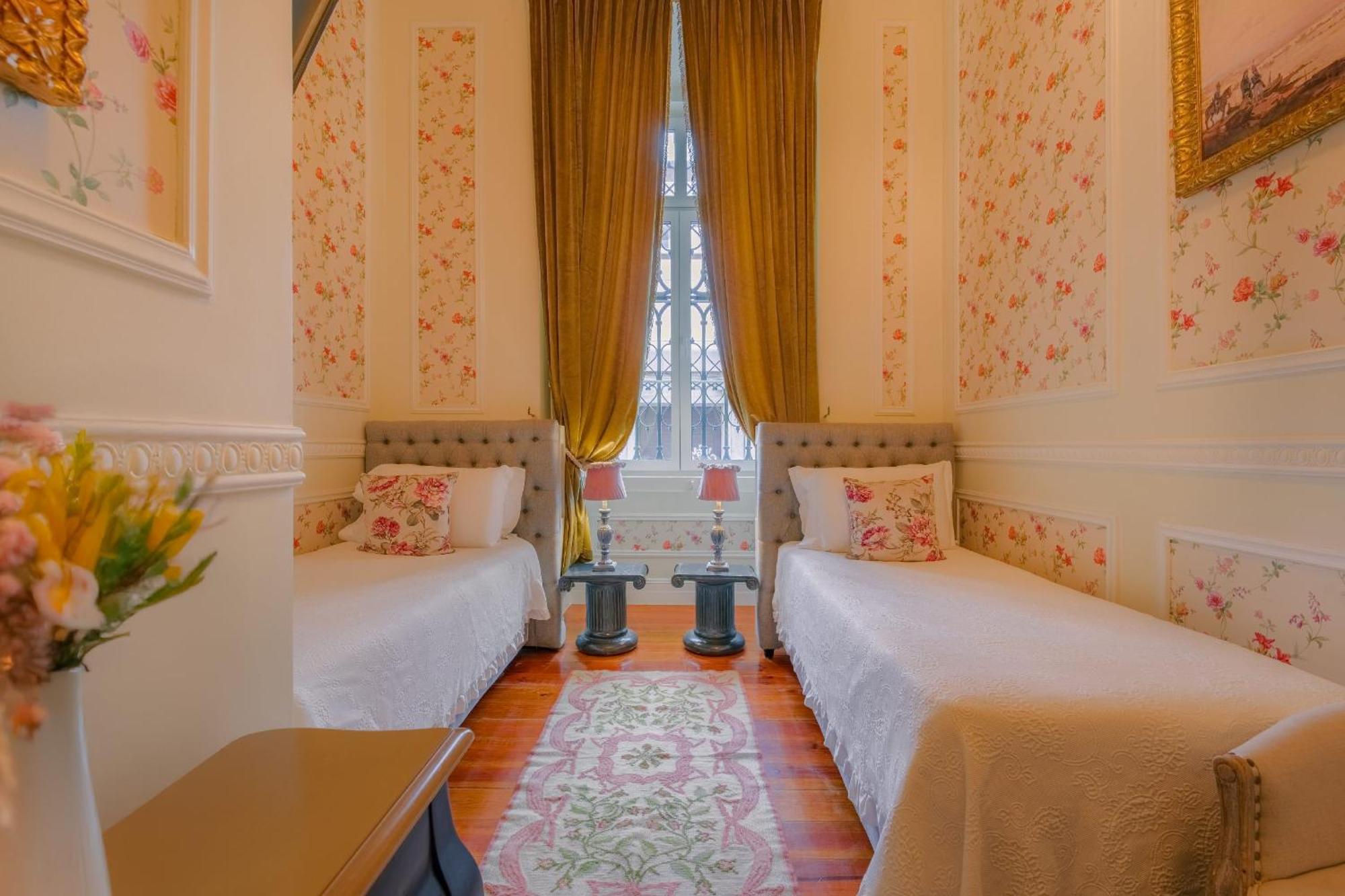Twin Room,1722999510:JPEG