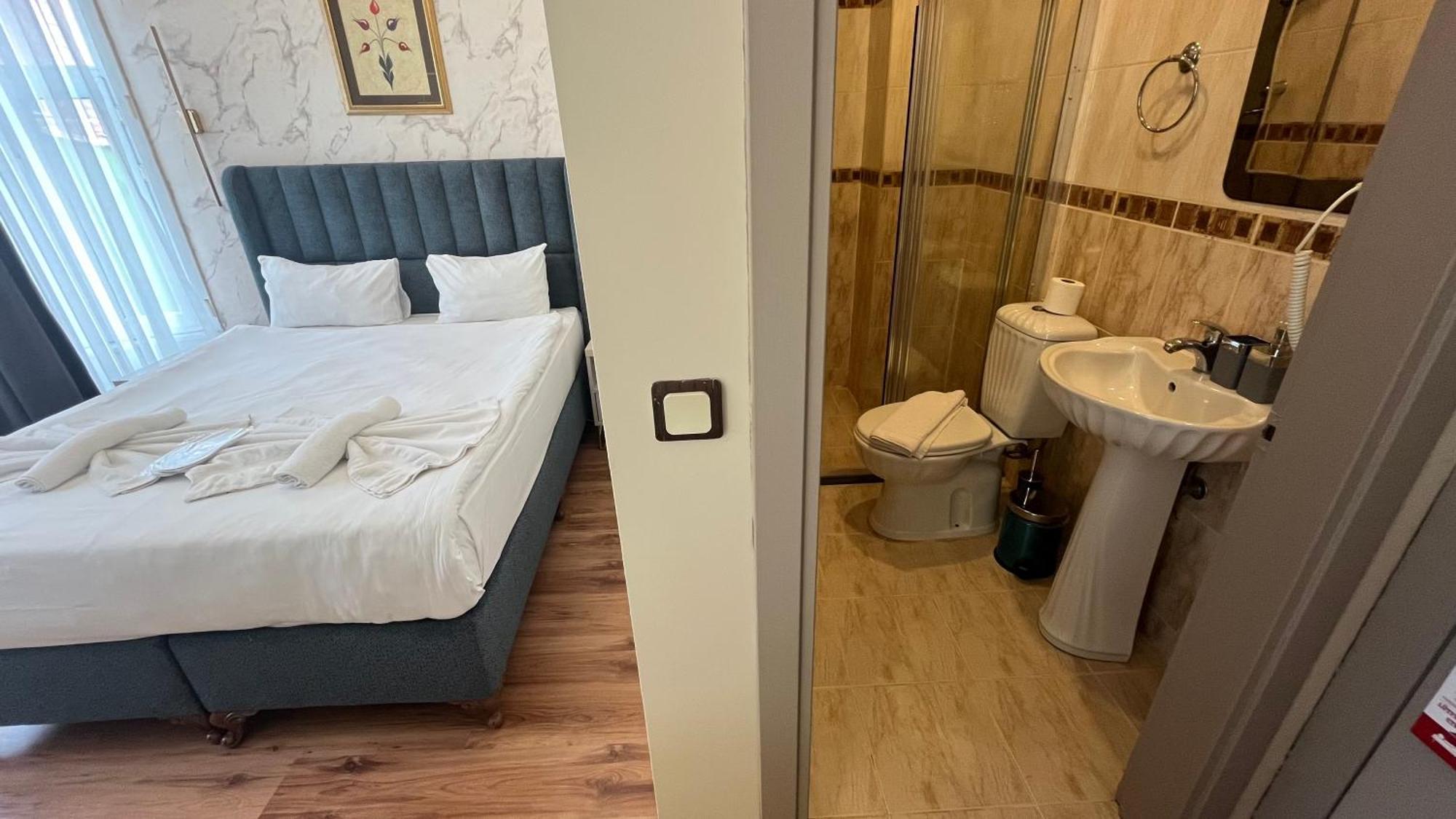 Standard Double Room,1739387706:JPEG
