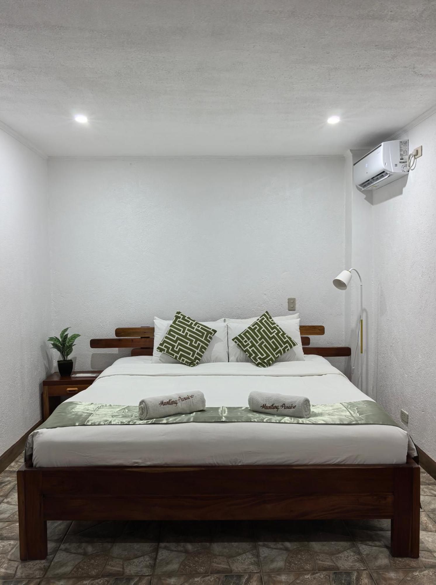 Two-Bedroom Bungalow,1743031457:JPEG