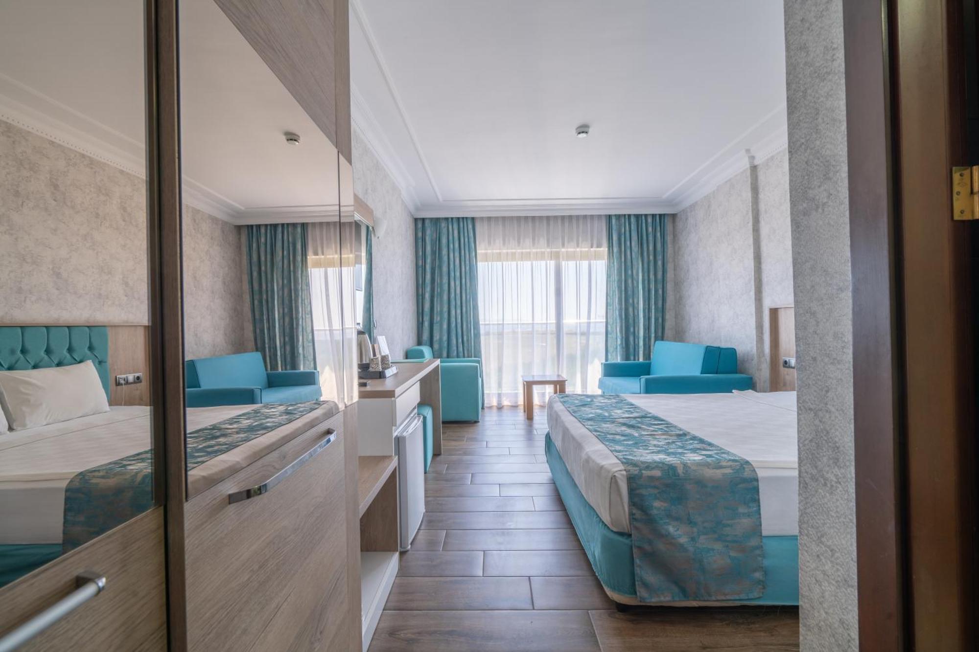 Double Room,1743446787:JPEG