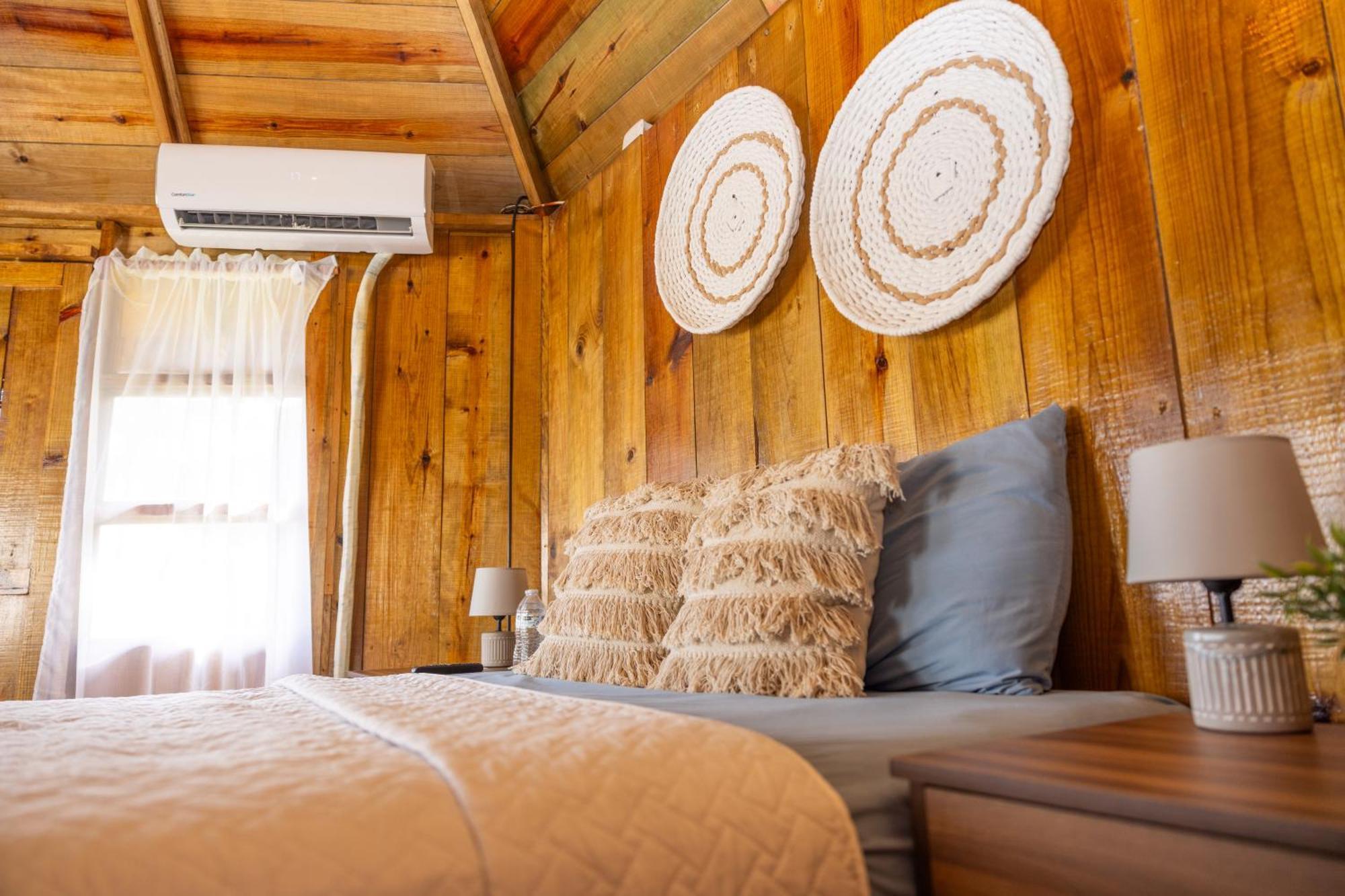 One-Bedroom Bungalow