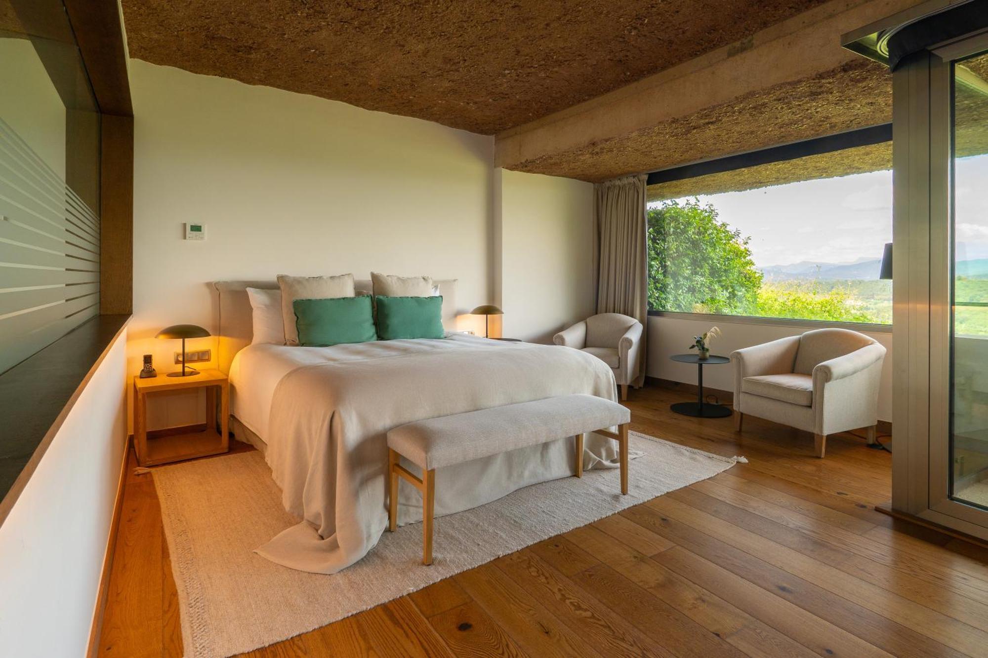 Chambre Lit Queen-Size Deluxe