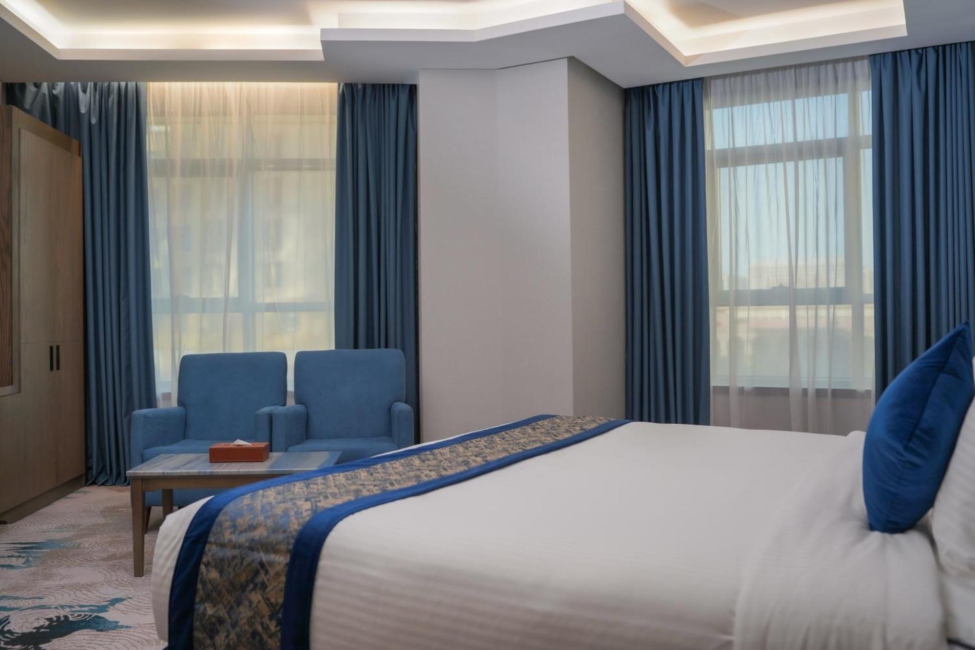 Deluxe King Room