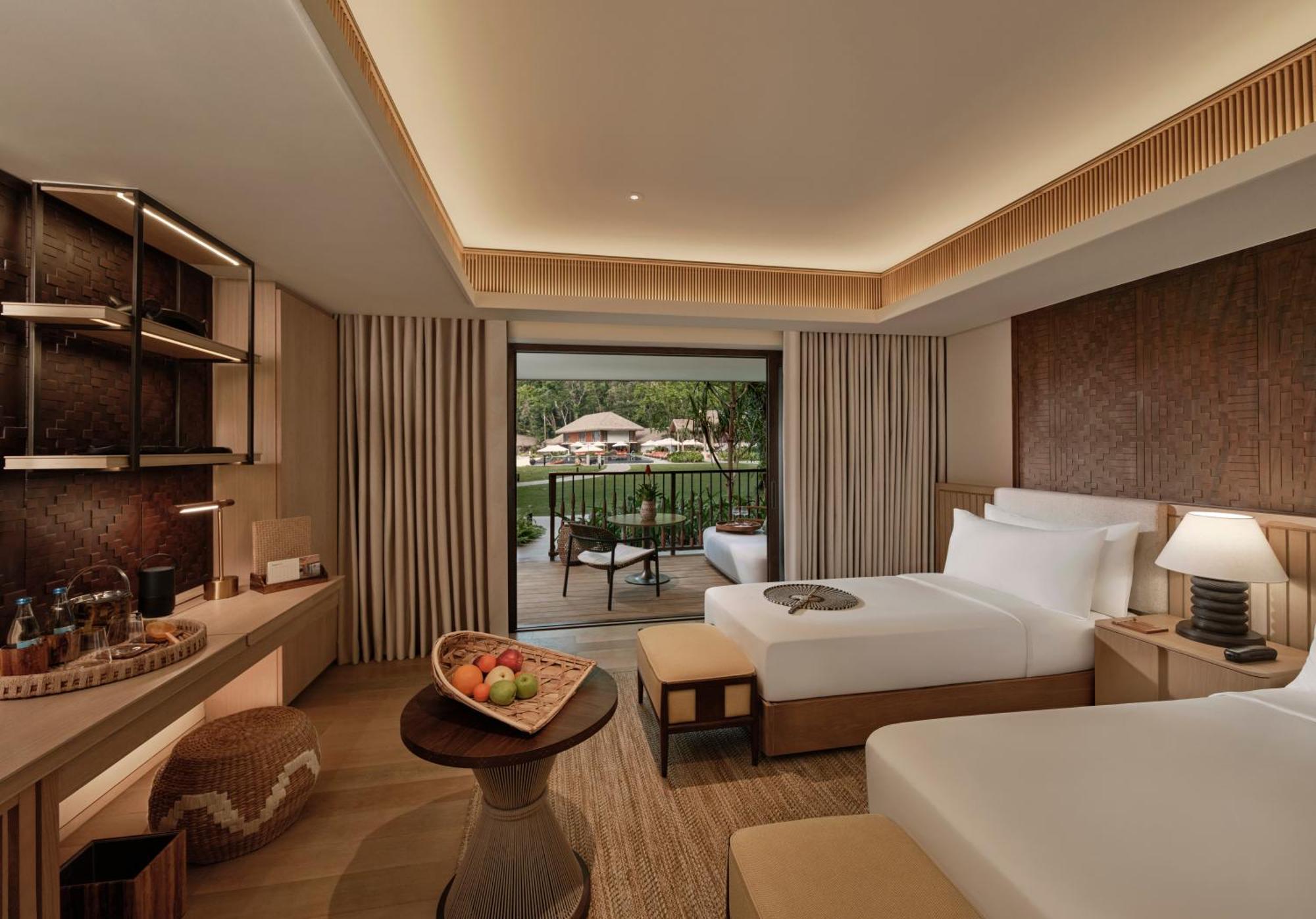 2 Single Beds Forest Deluxe Room