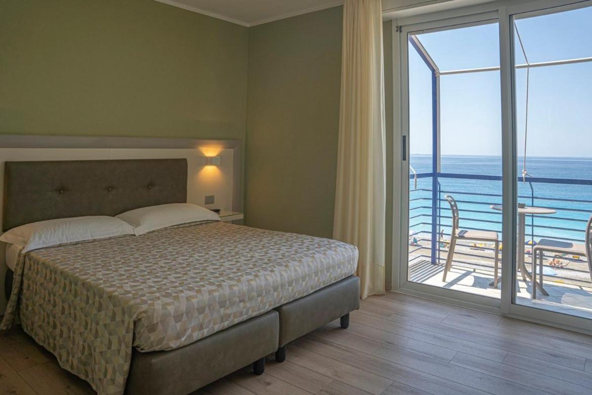 Superior Double Room Sea View
