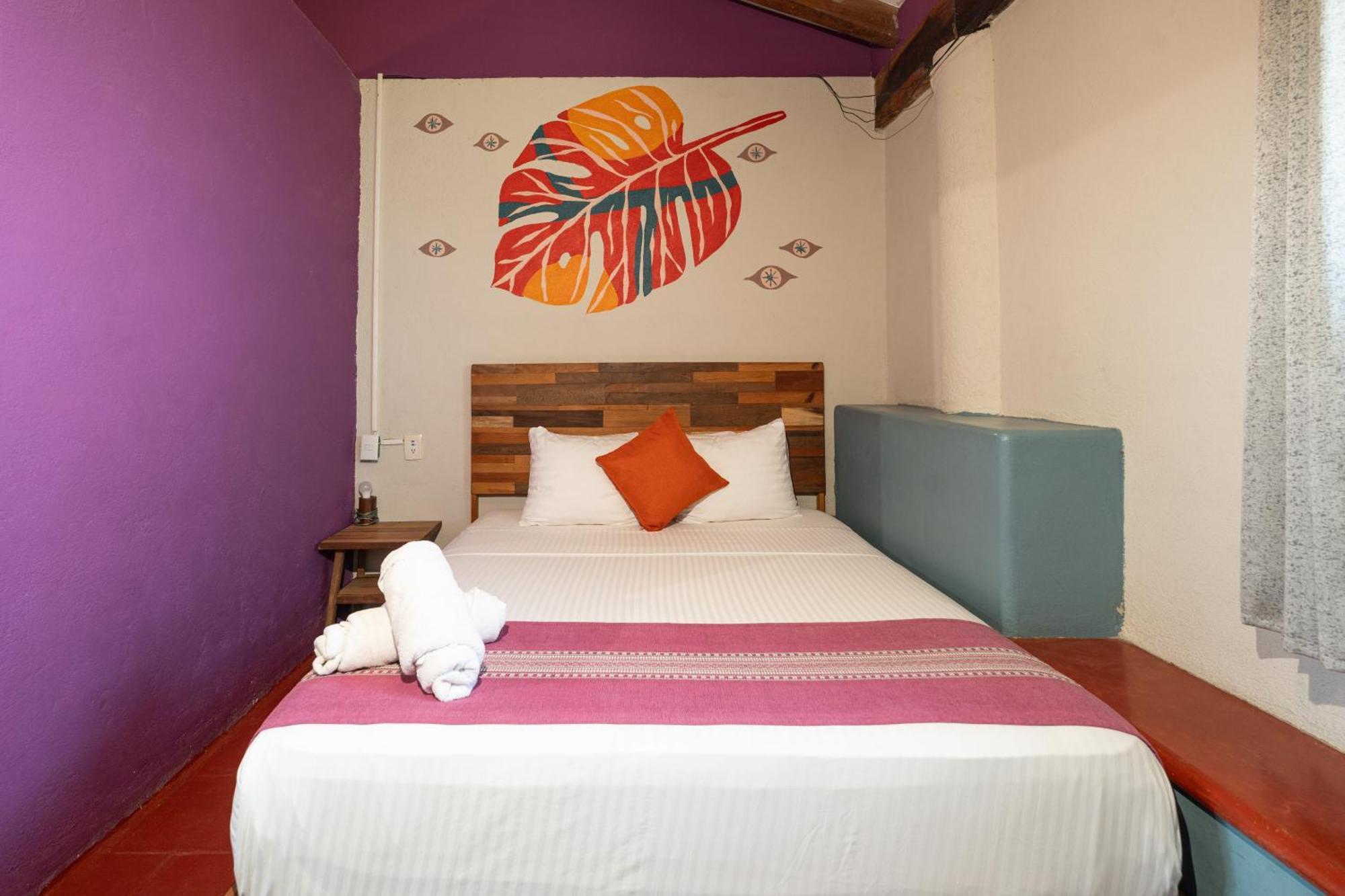 Standard Room,1758354658:JPEG