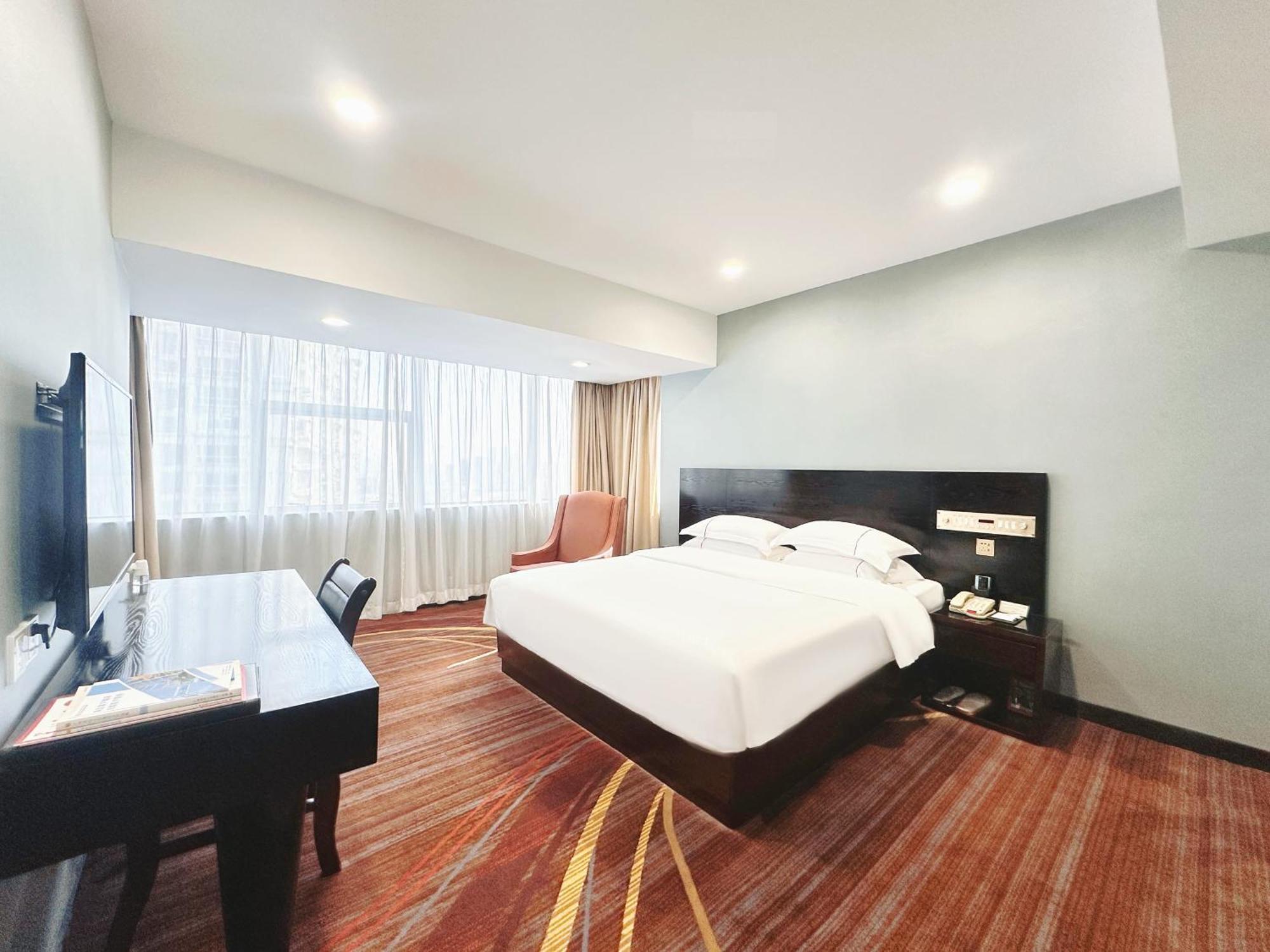 Standard Suite