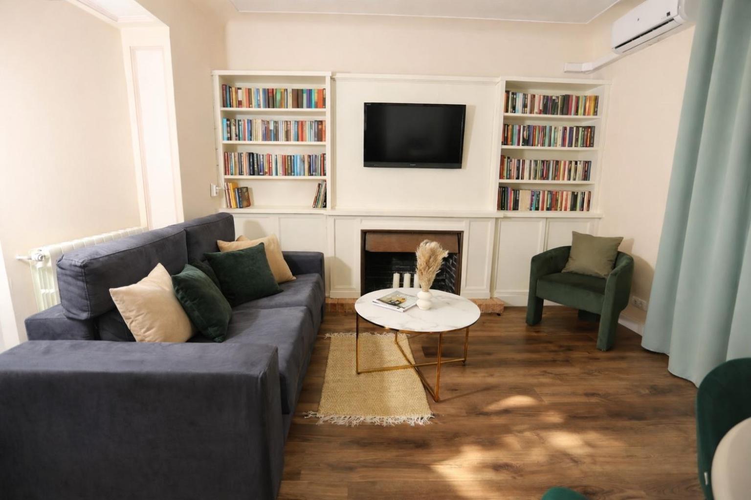 Two-Bedroom Apartment Garden