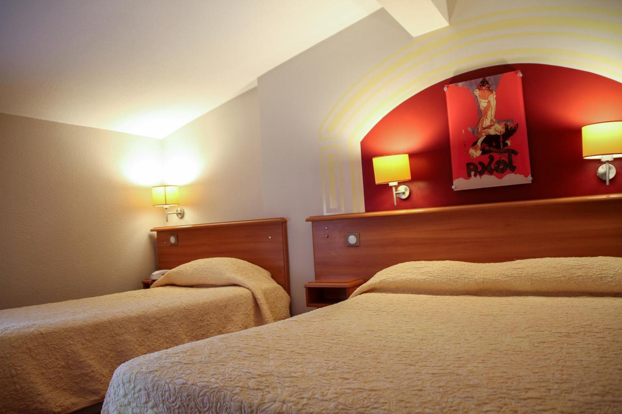 Triple Room,1766122882:JPEG