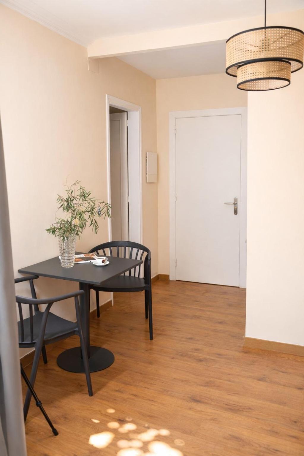 One-Bedroom Apartment Terrace