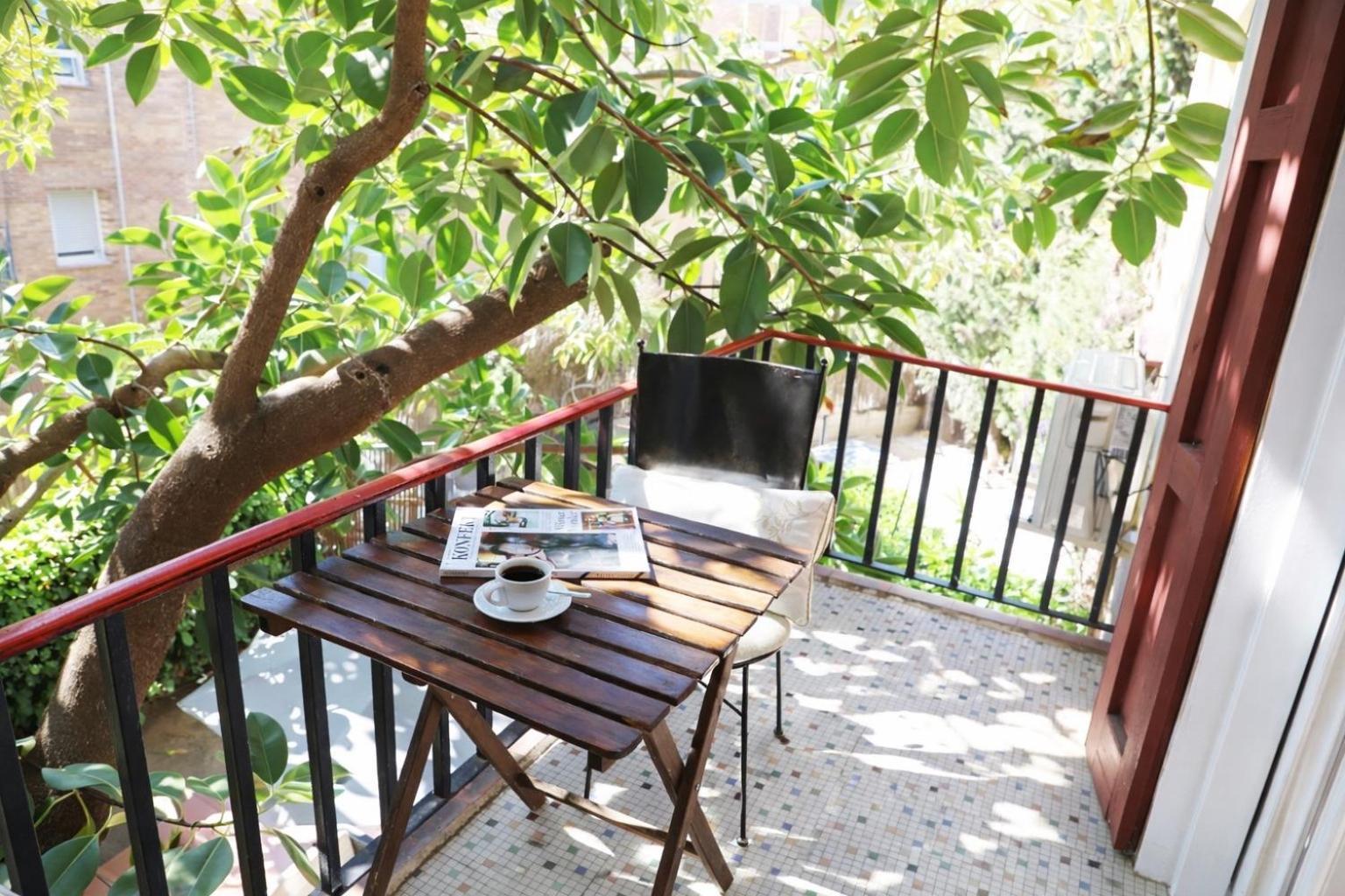 One-Bedroom Apartment Terrace