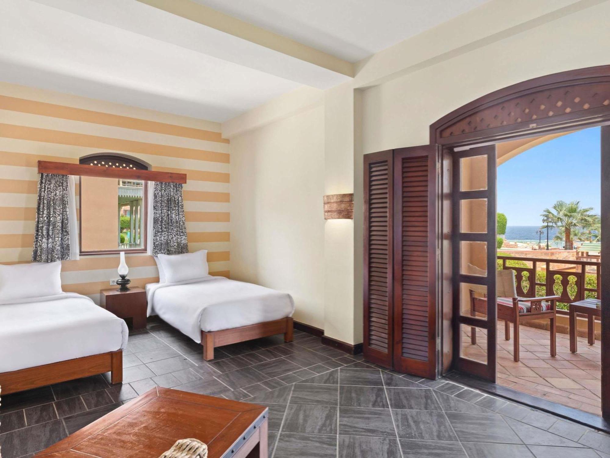 Partial Sea View Room Twin Beds