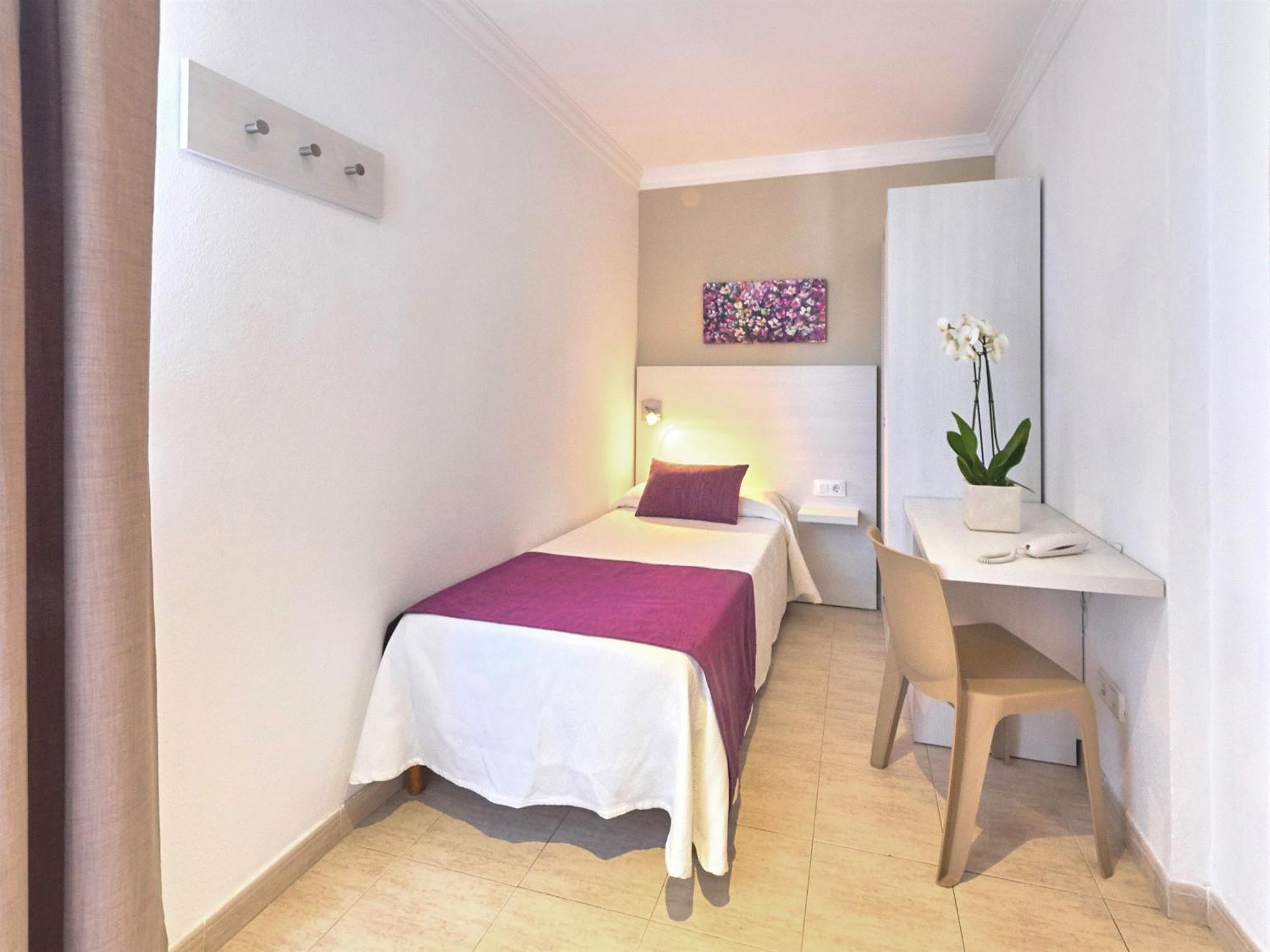 Single Room Balcony