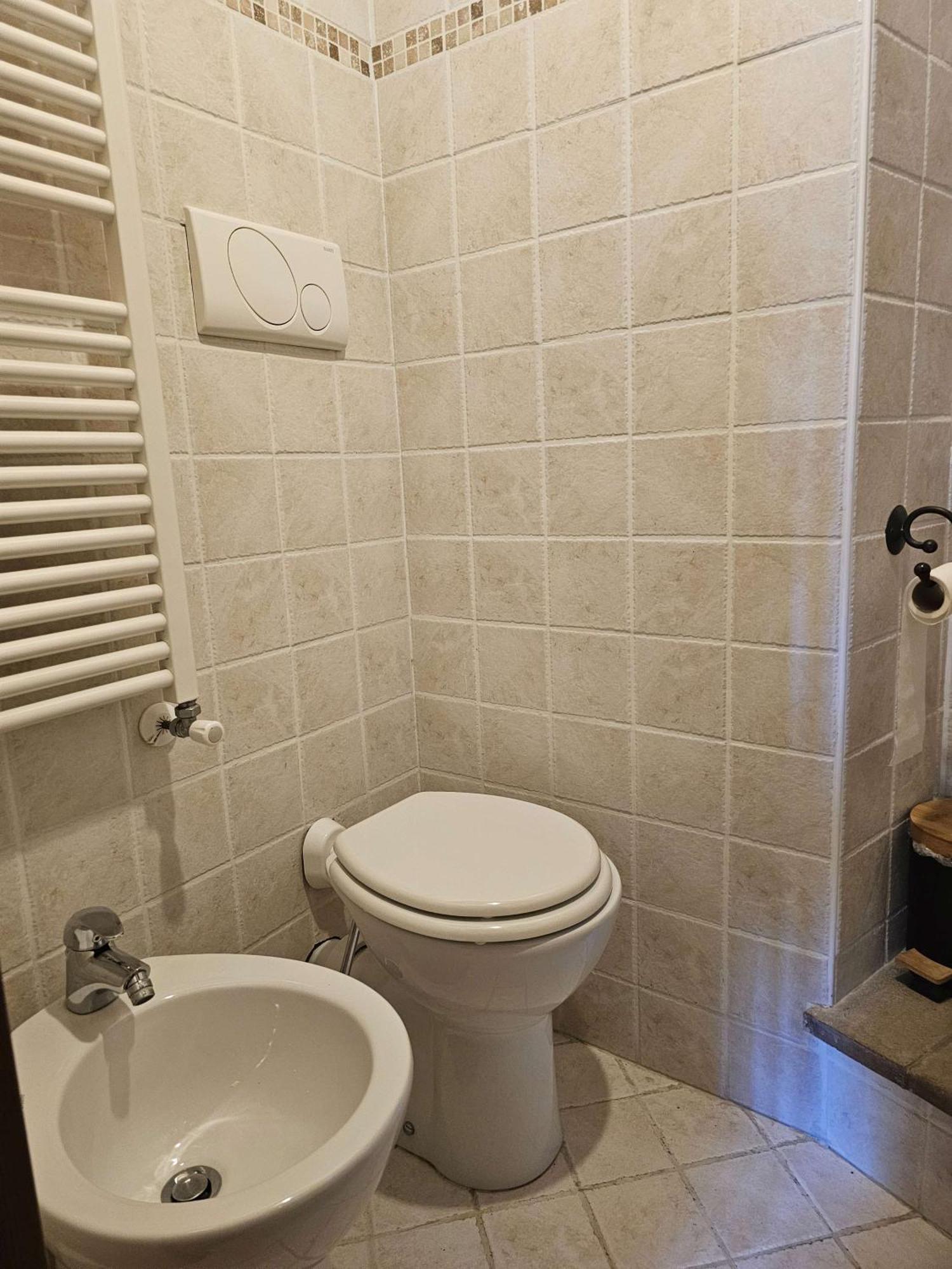 Comfort Triple Room Shower