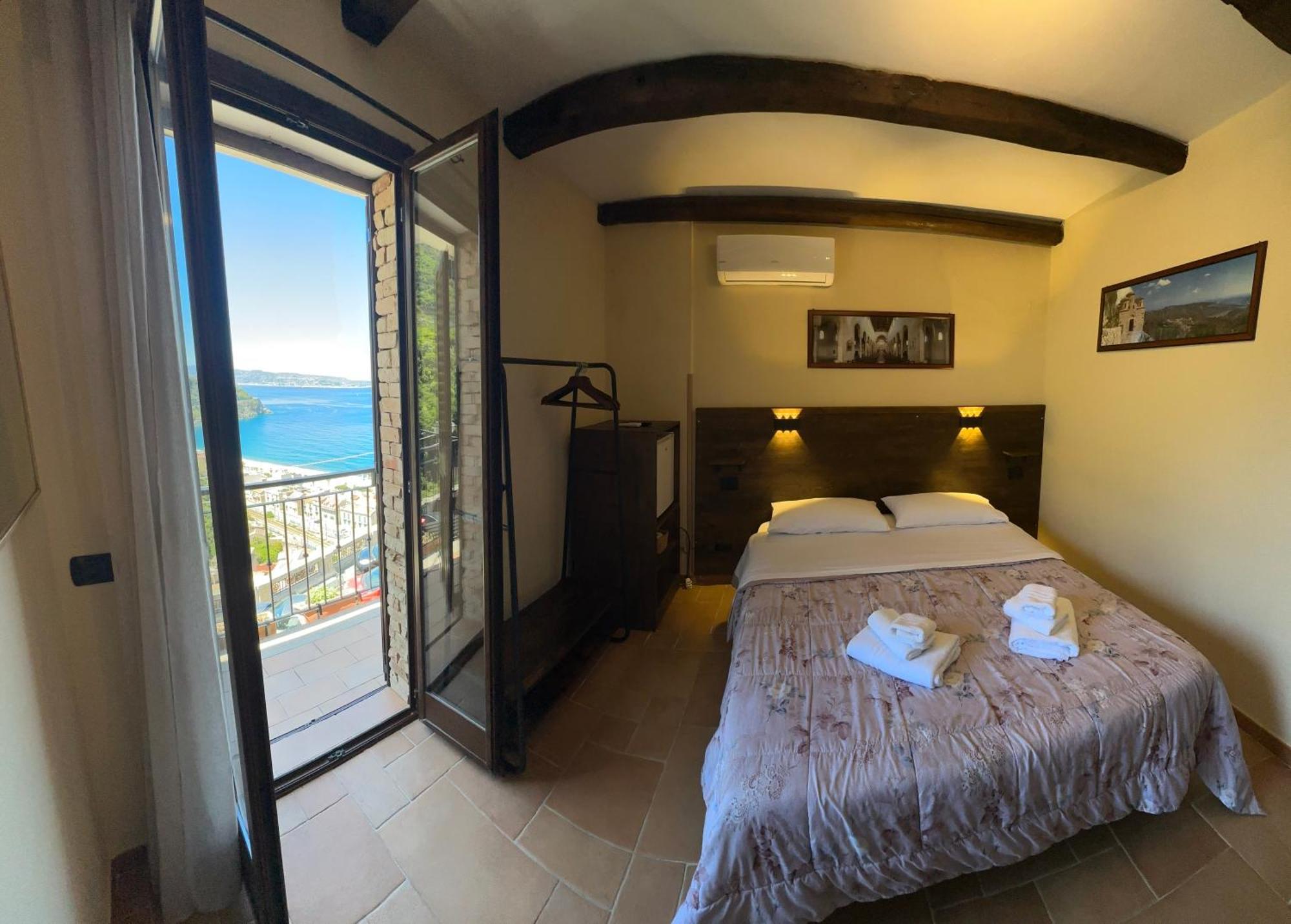 Double Room Sea View