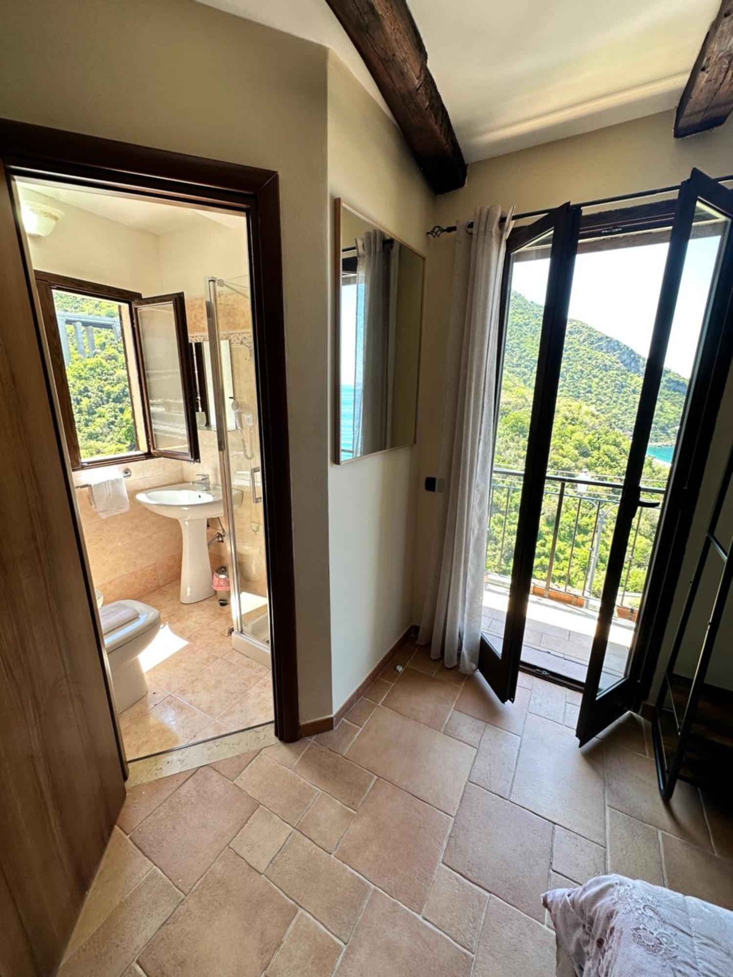 Double Room Sea View