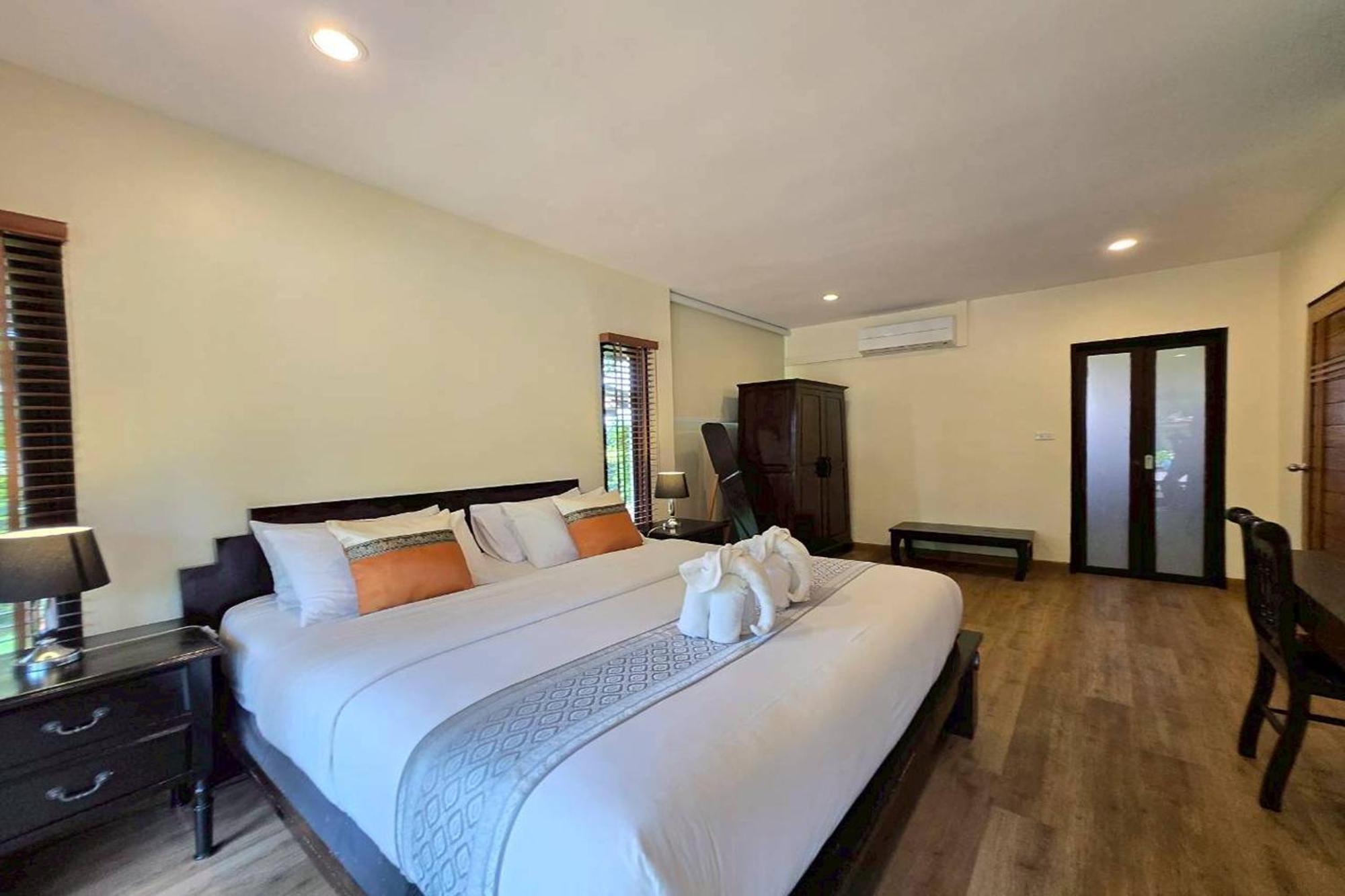 Deluxe Double Room Bath