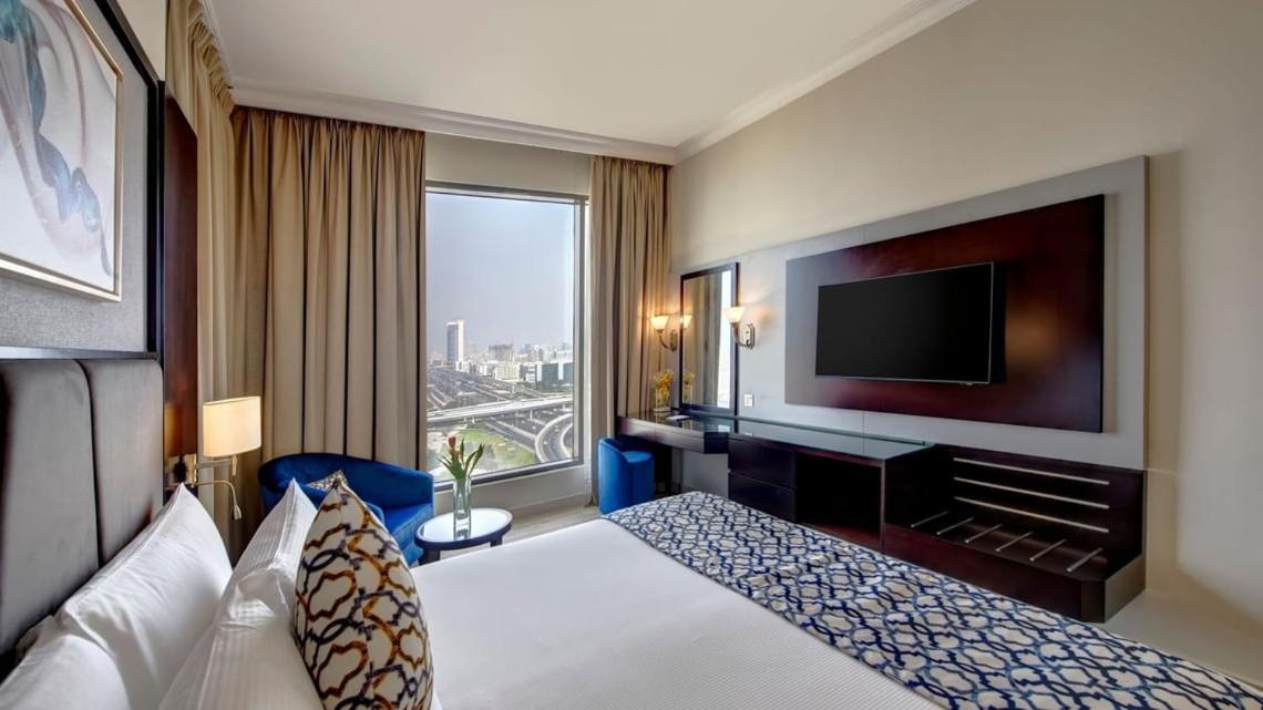 One-Bedroom Apartment City View