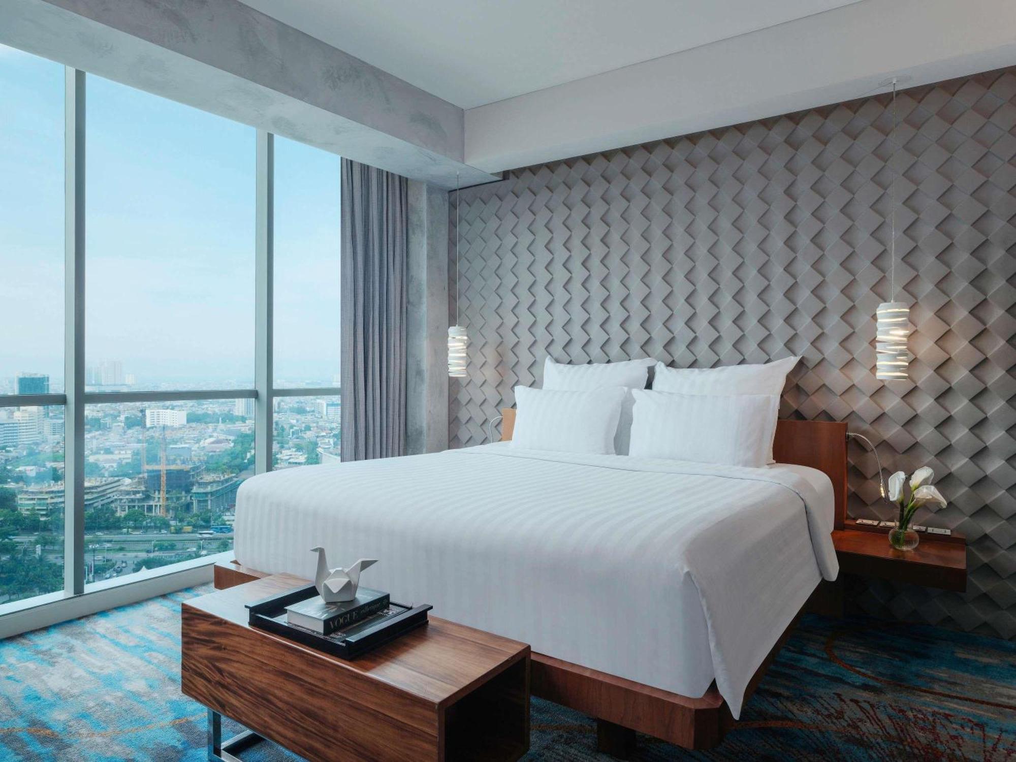 One-Bedroom Pullman Suite Apartment Central Park View