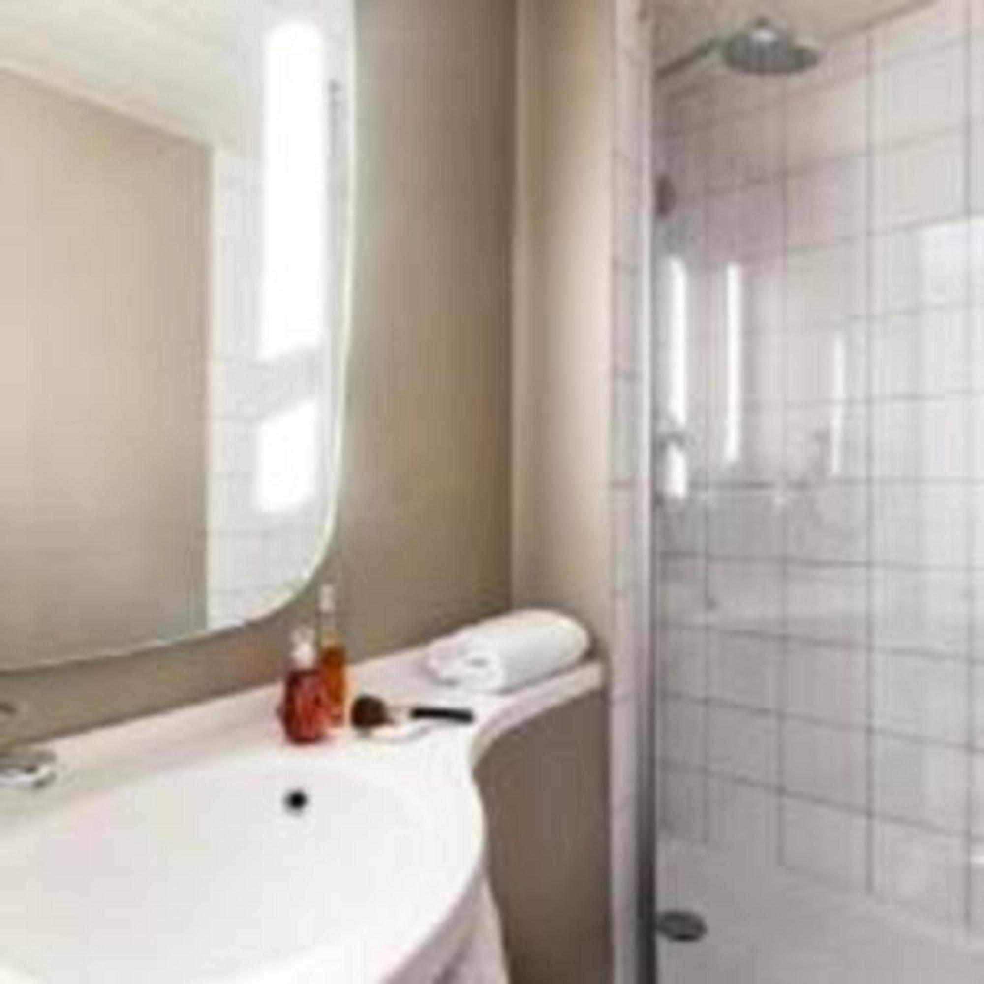 Double Room,1770928619:JPEG