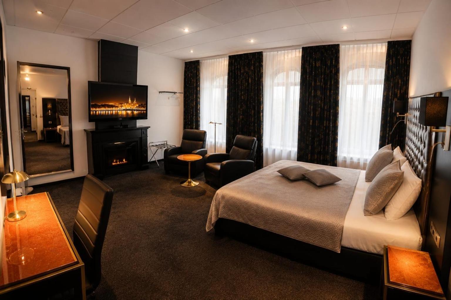 Grand Deluxe Double Room Balcony