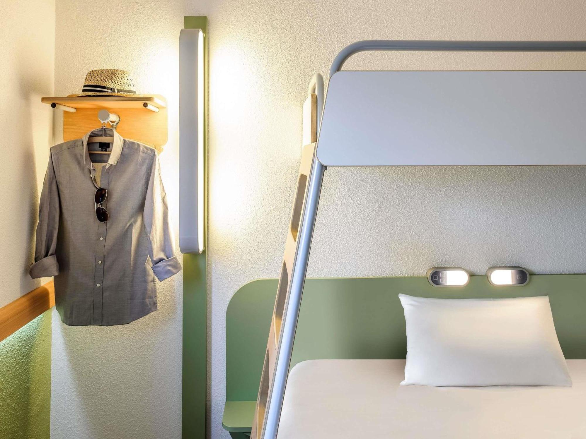 Standard Room Three Single Beds