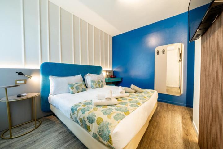 Basic Double Room without Balcony