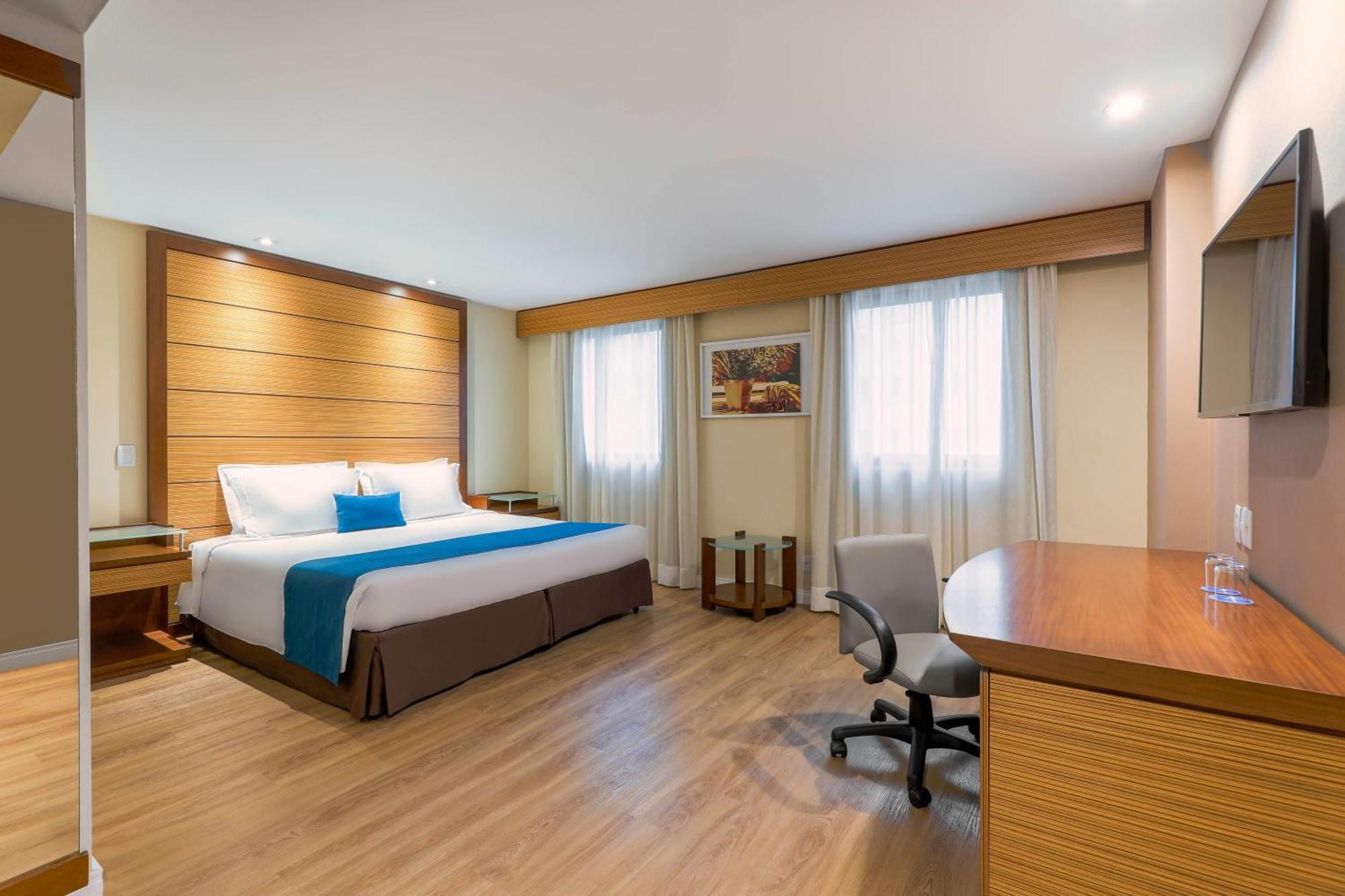 King Room - Mobility Accessible