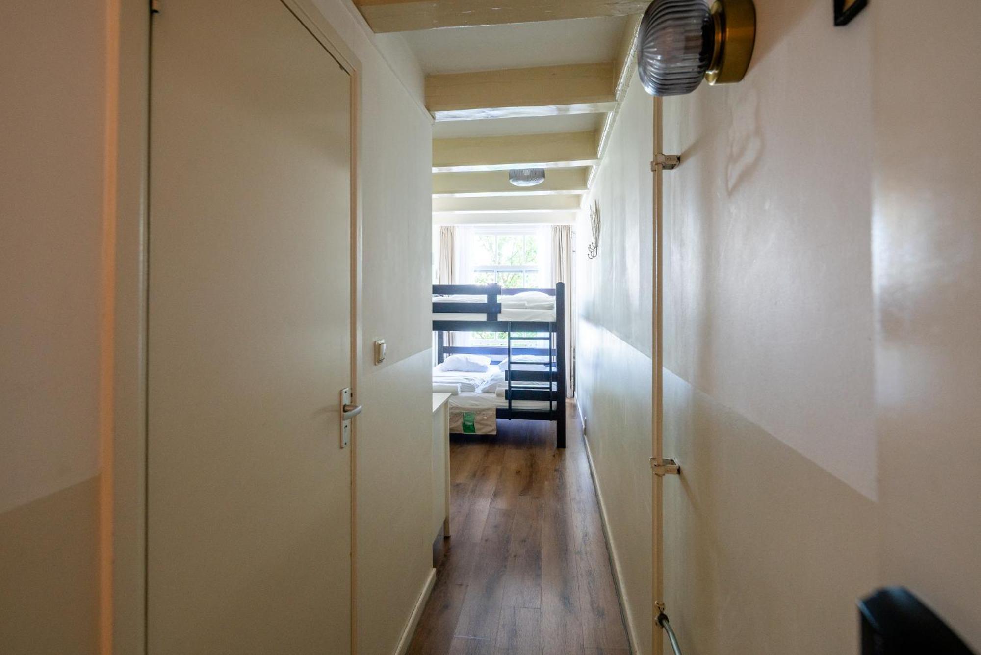 Twin Room Lake View