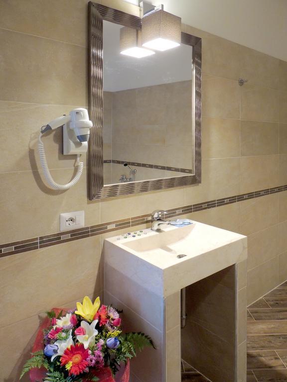 Economy Double or Twin Room