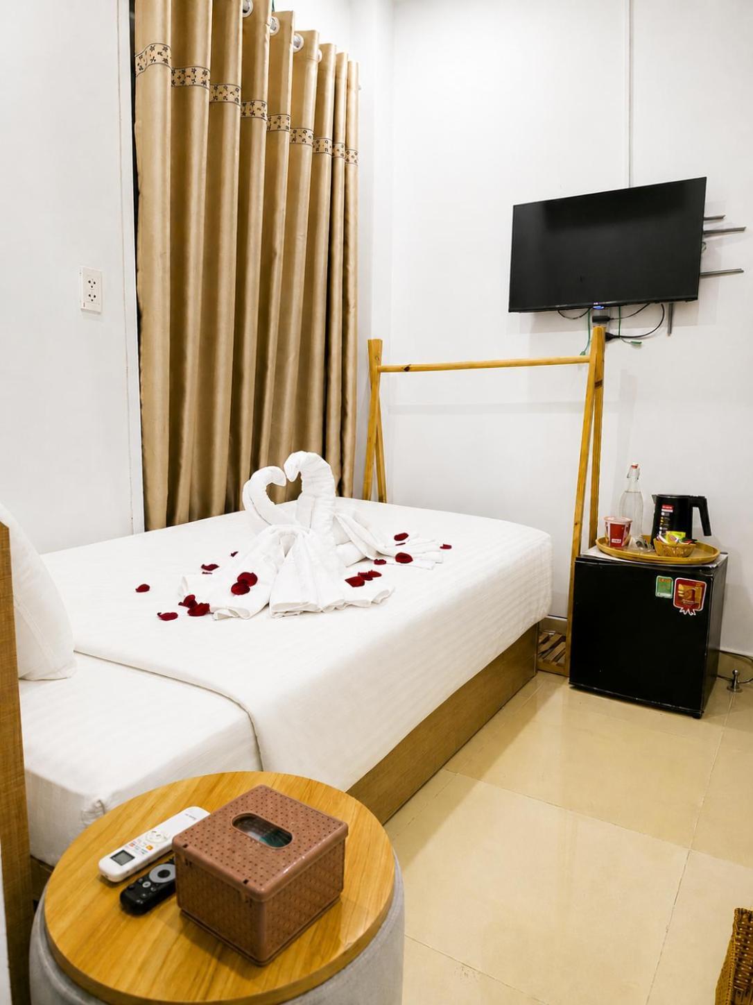 Single Room Private Bathroom