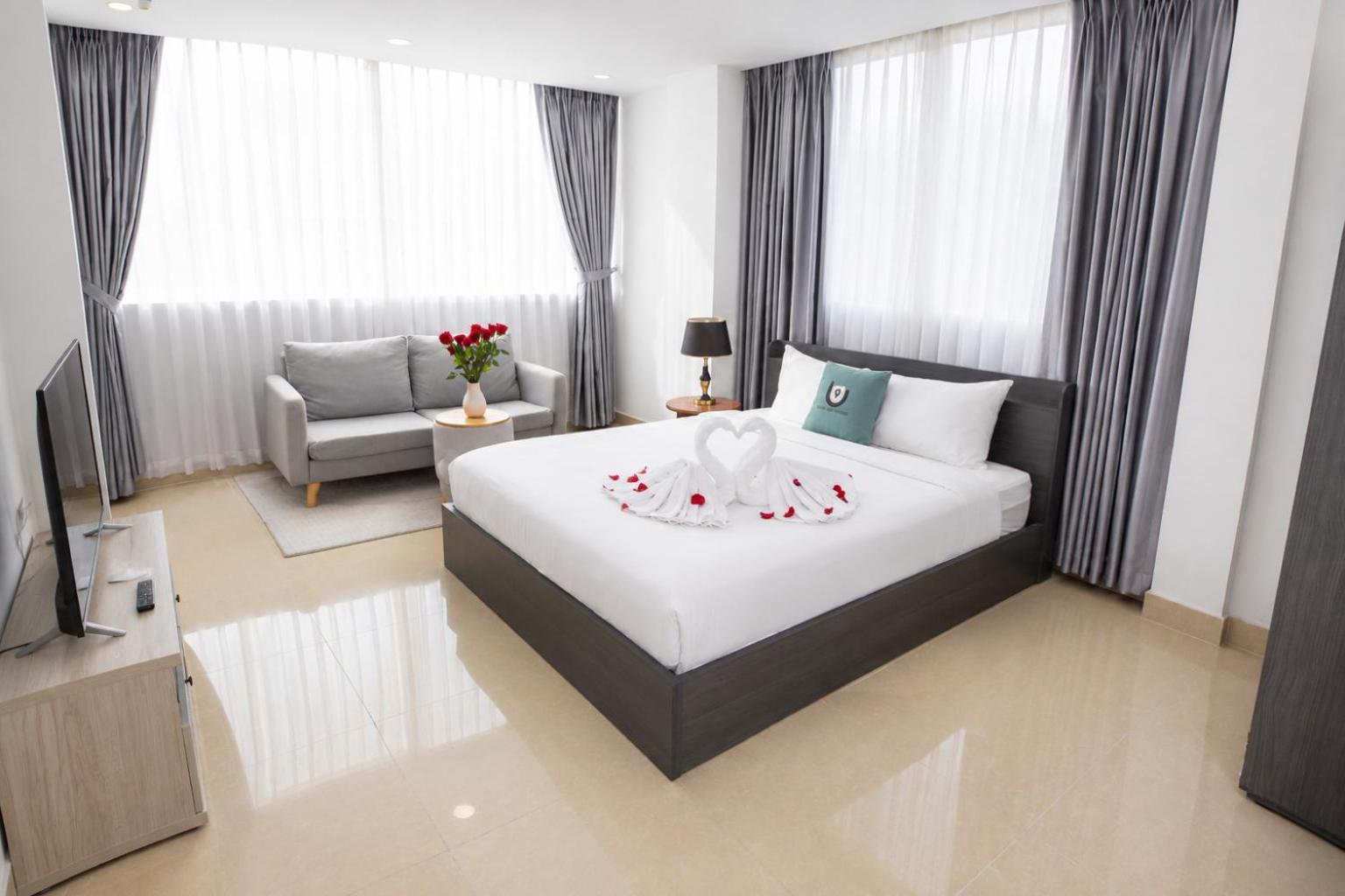 Deluxe Queen Room