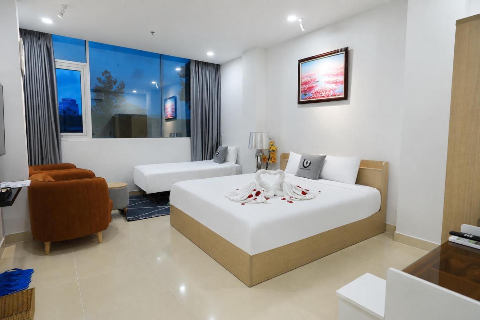 Triple Room City View