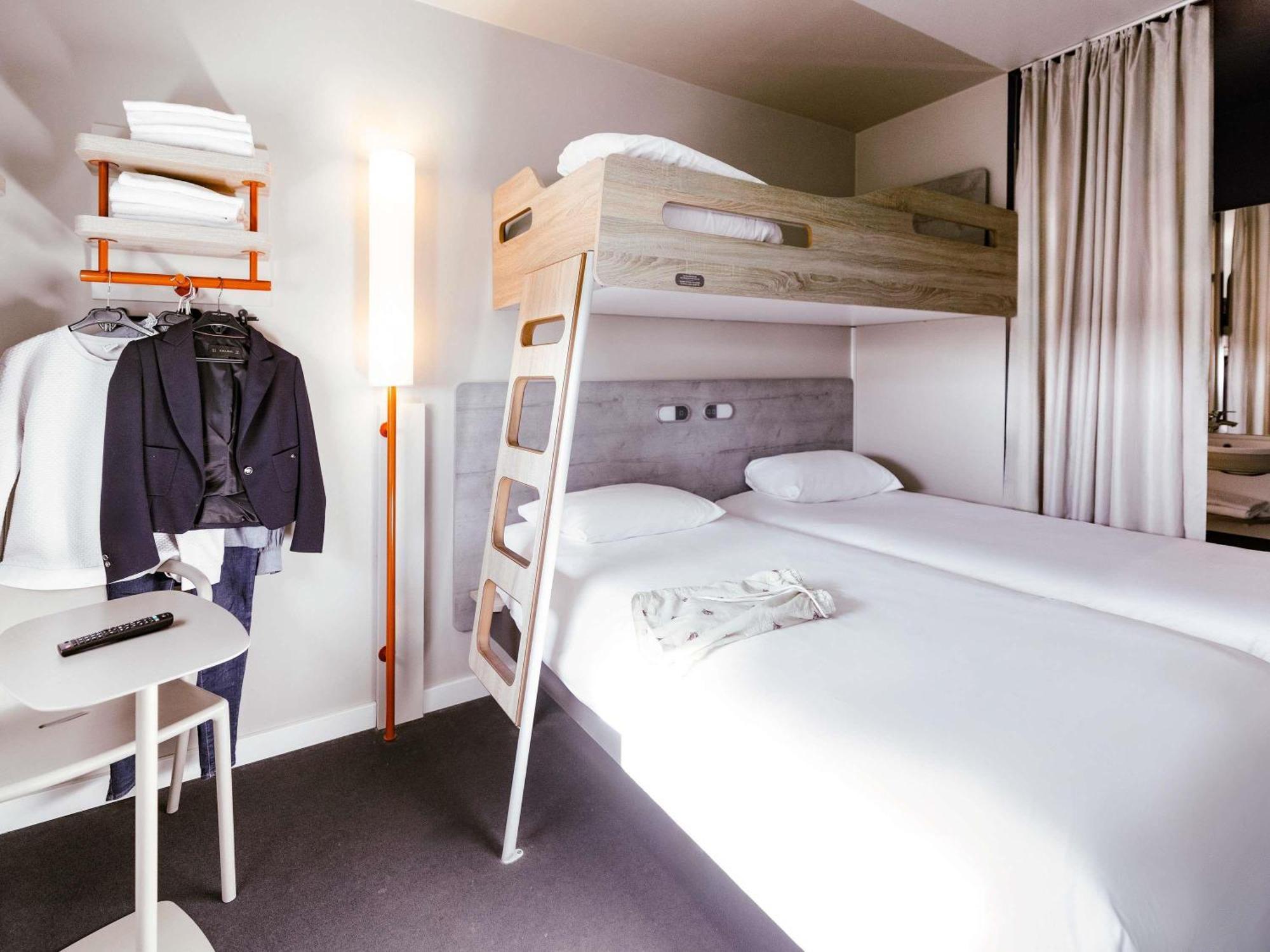 Standard Twin Room Bunk Bed